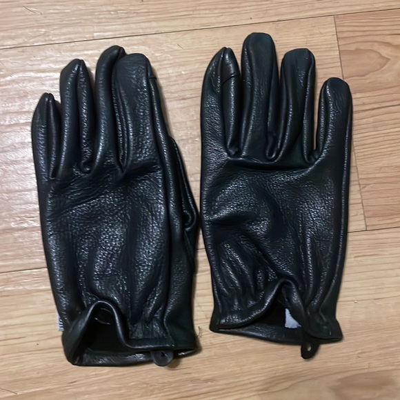 Breaking hearts and burning rubber leather gloves size medium - Picture 4 of 5